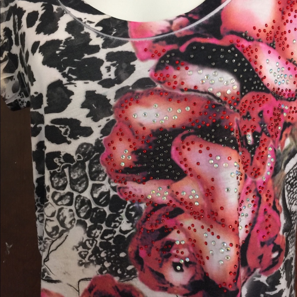 ❤️Cache Studded Top. Size L. - Picture 2 of 3